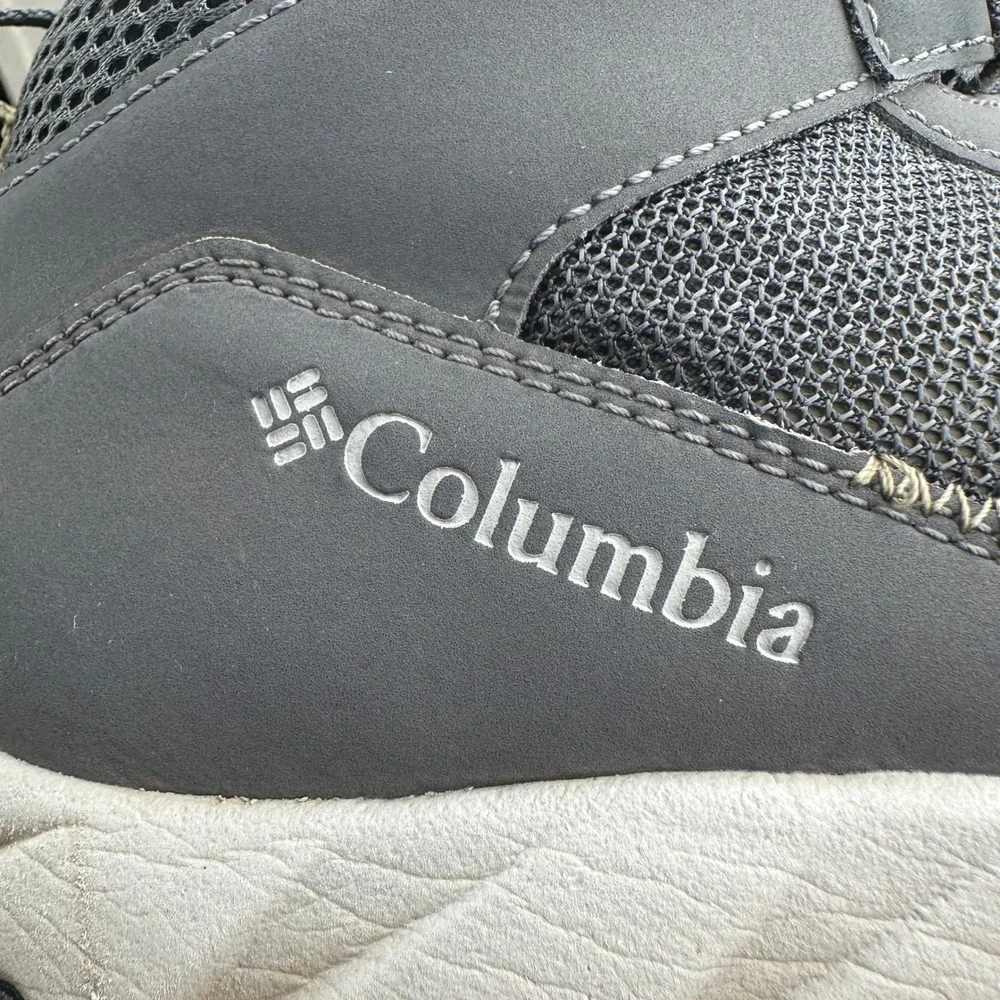 Columbia Techlite Mens Hiking Boots Size 10 Grey BM0163-053 Omni-Grip Trail Mid